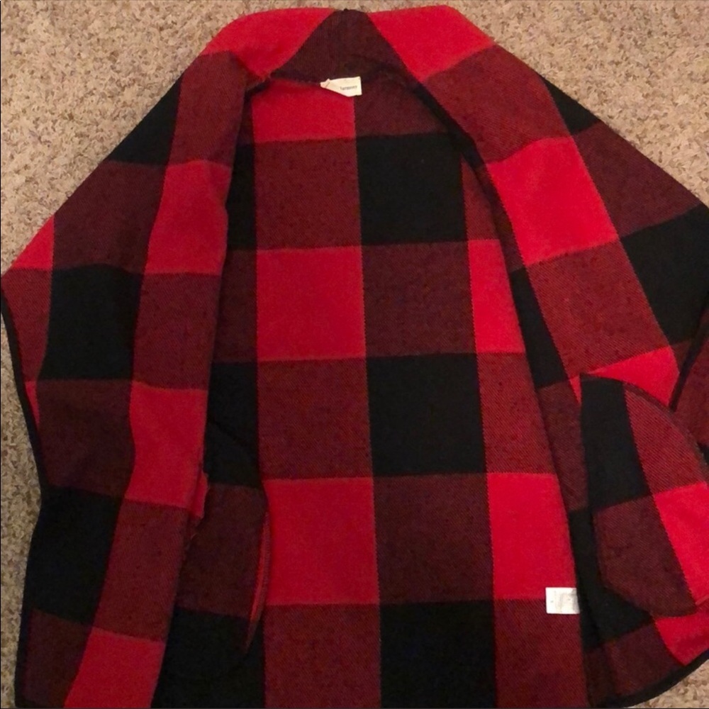 Vest with Pockets - Picture 3 of 3